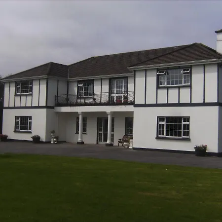 Westfield House 3*