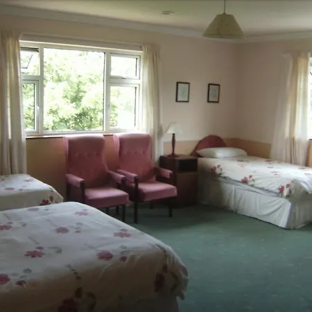 Guest house Westfield House